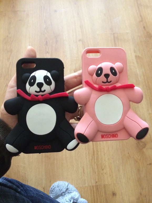 Чехлы на 5, 5 s iphone 600rub/ все в наличии