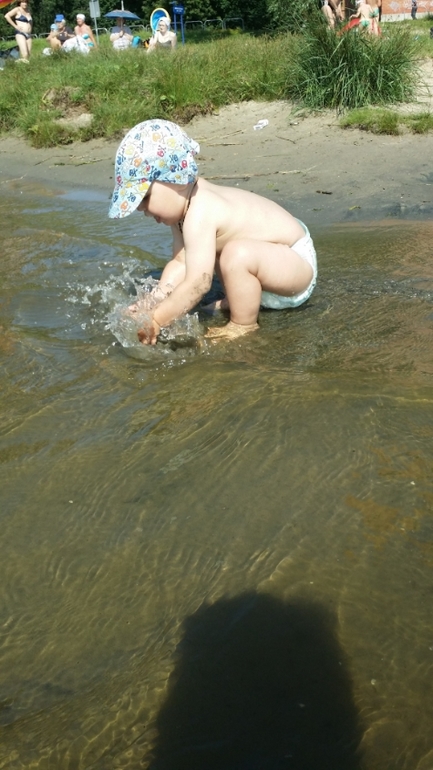 На речке)))