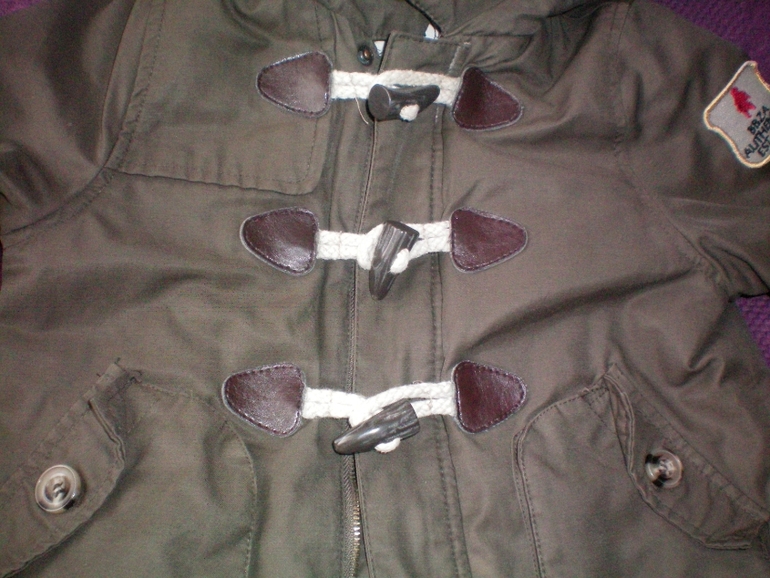 Куртка осенняя ZARA, р-р 86, 500 руб.