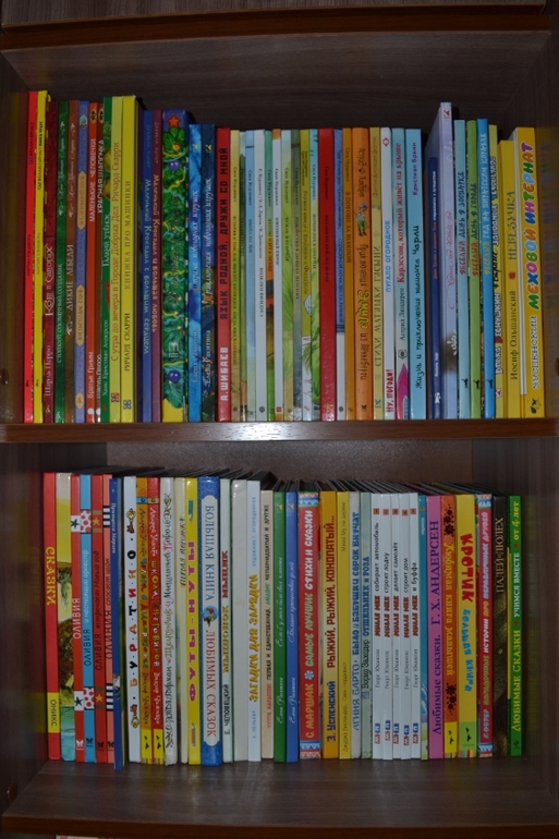 книжный шкаф