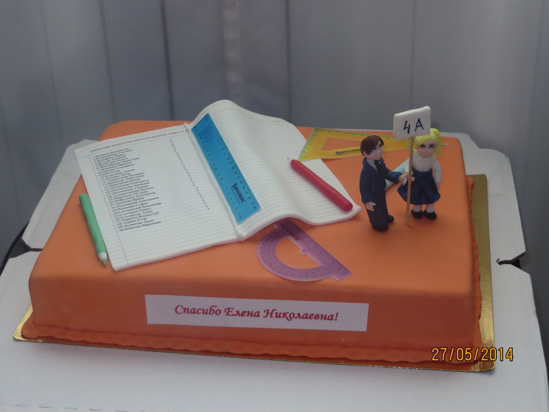2 выпускных тортика в школу