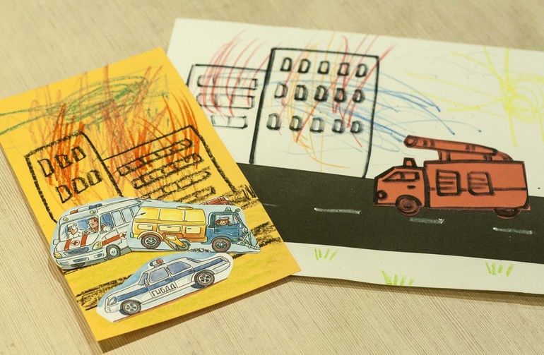 Горошек рисует, или занятия в 2 года 7 месяцев.