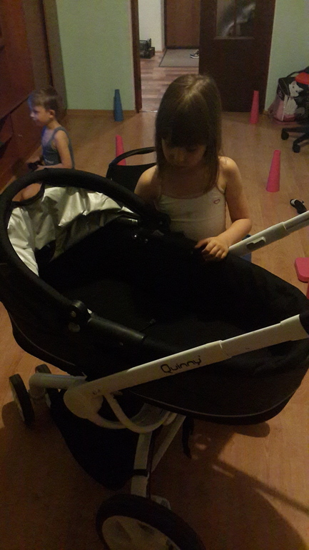 купили коляску