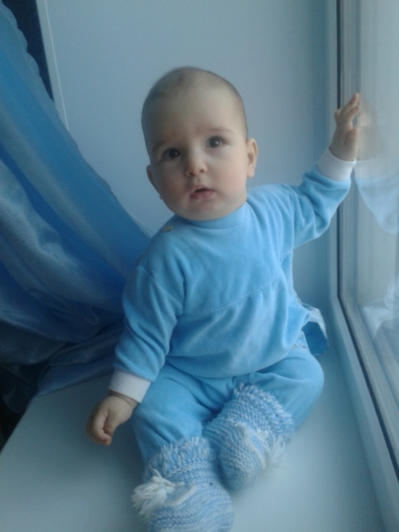 8 месяцев...