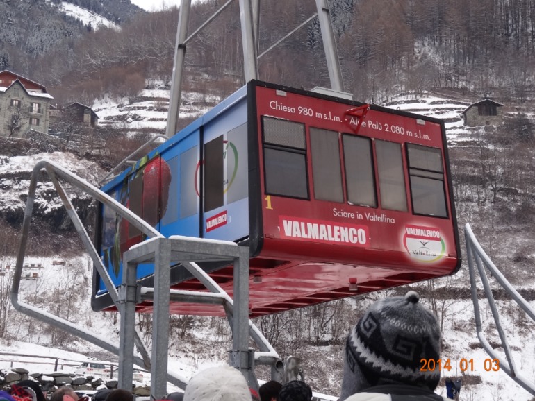 Погода у нас зимняя.....