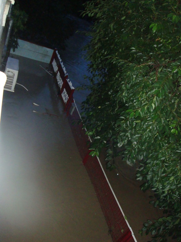 Наводнение у нас дома и на улице