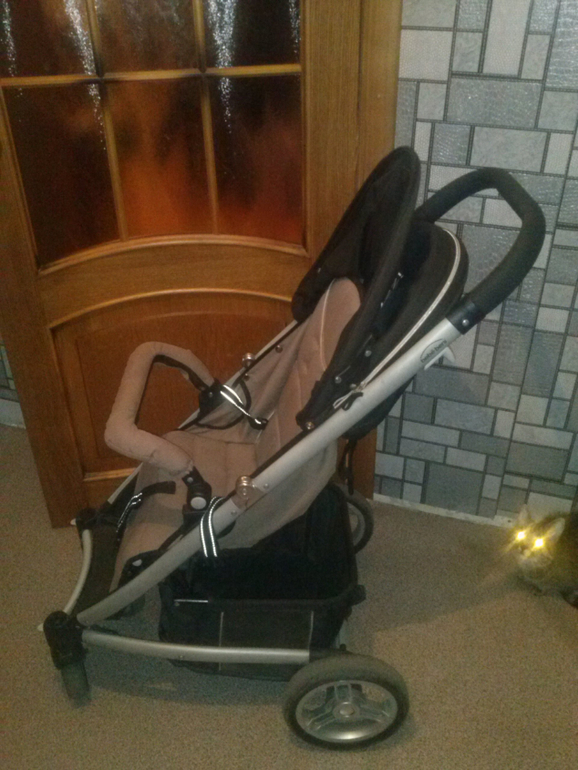 Прогулочная коляска Bebe beni Izzy . 1 год использования!