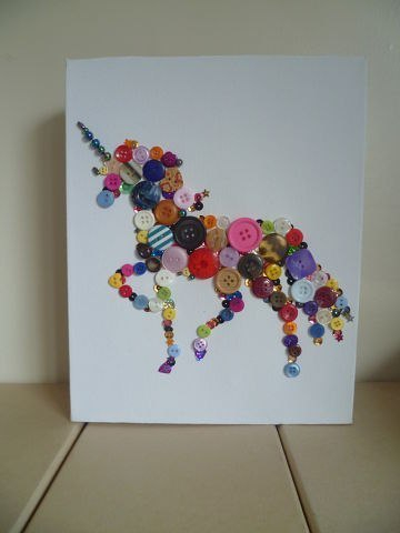 ПОДЕЛКА ИЗ ПУГОВИЦ И БУСИН