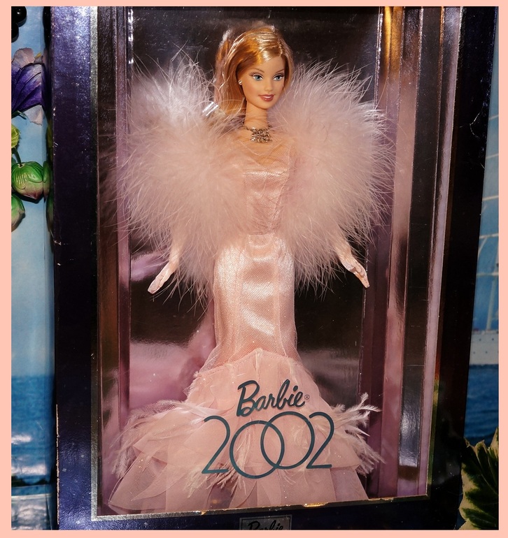 Колекционная или игровая кукла Барби? В чем отличие?