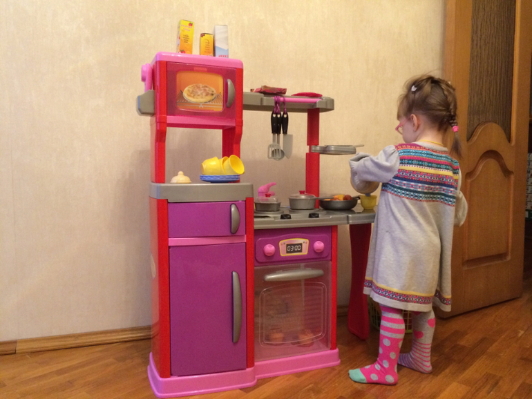 Детская кухня - для моей маленькой хозяйки!!!