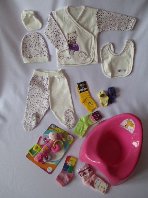 Букеты из детской одежды