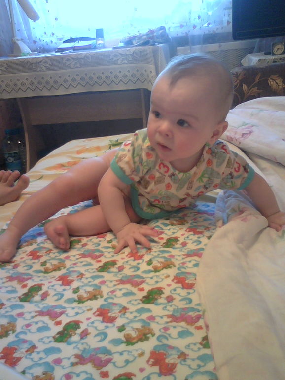 Полукруглая дата - 6 месяцев сынишке! )))