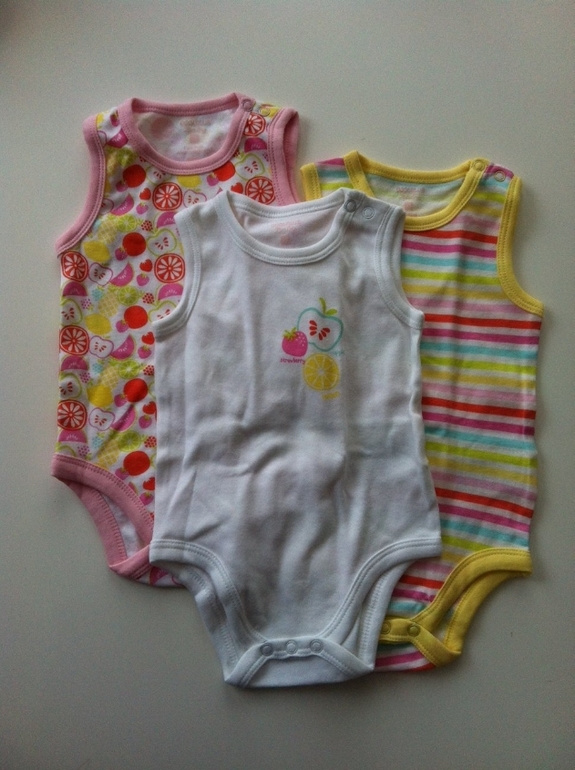 Хвастушки от Варюшки или наши самые первые вещички..:)