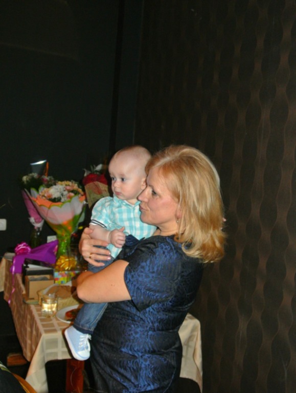 Козявка на телефоне, выкрутасы и мамочкин юбилей!