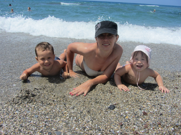 с днем семьи и верности ВСЕХ!!!!