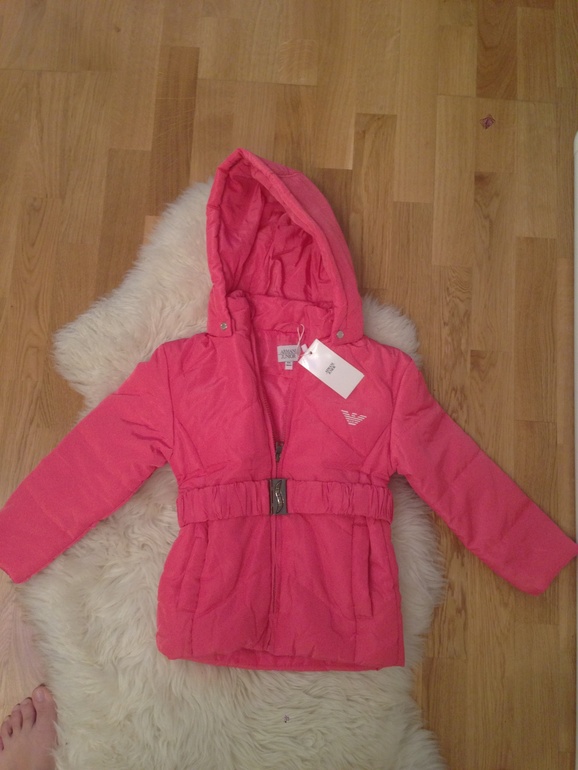 Курточка Armani коралл.106 см.3500