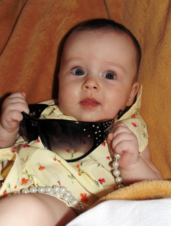 Нам пол годика