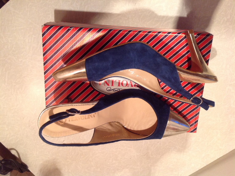 У кого шоппинг в больших ТЦ, а у меня набег на Фамилию)))