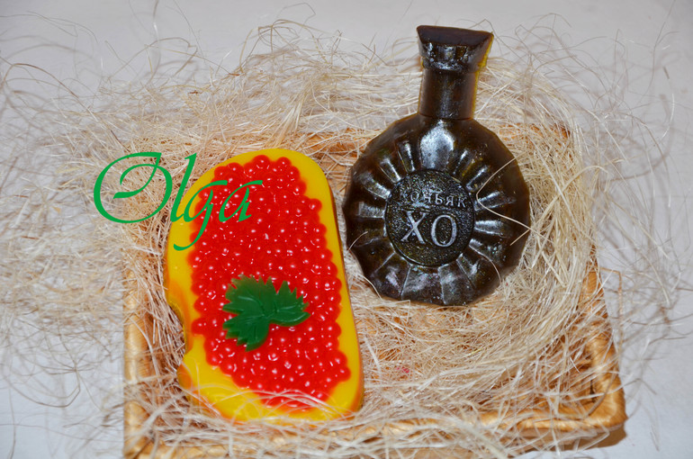 На весенний праздник.