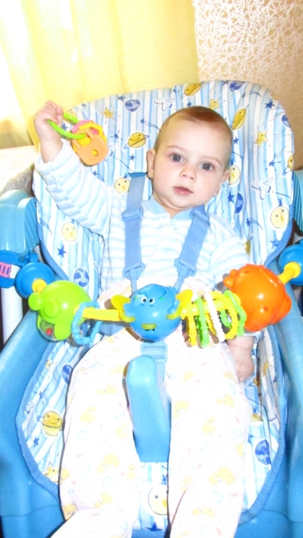 Почти 7 месяцев Дмитрию.