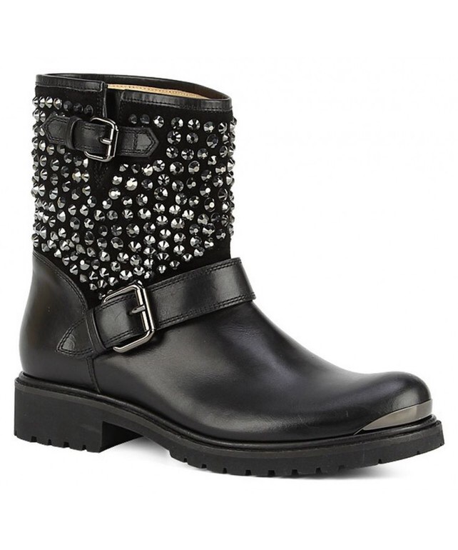 Куплю сапожки, р.37-38 из наличия, кожа нат. не принципиально такие, но в этом стиле