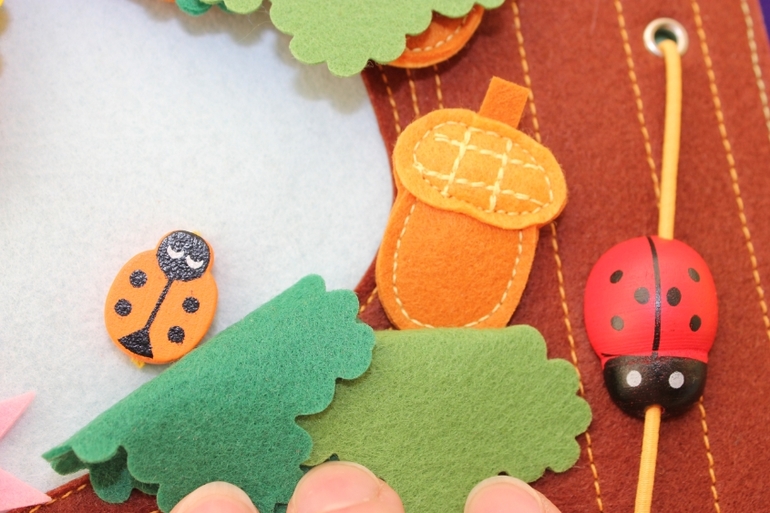 Развивающая книжка.