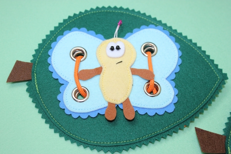 Маленькие шнуровки.