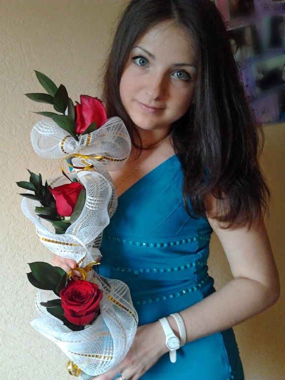 Тоже интересно)) сколько лет на вид?