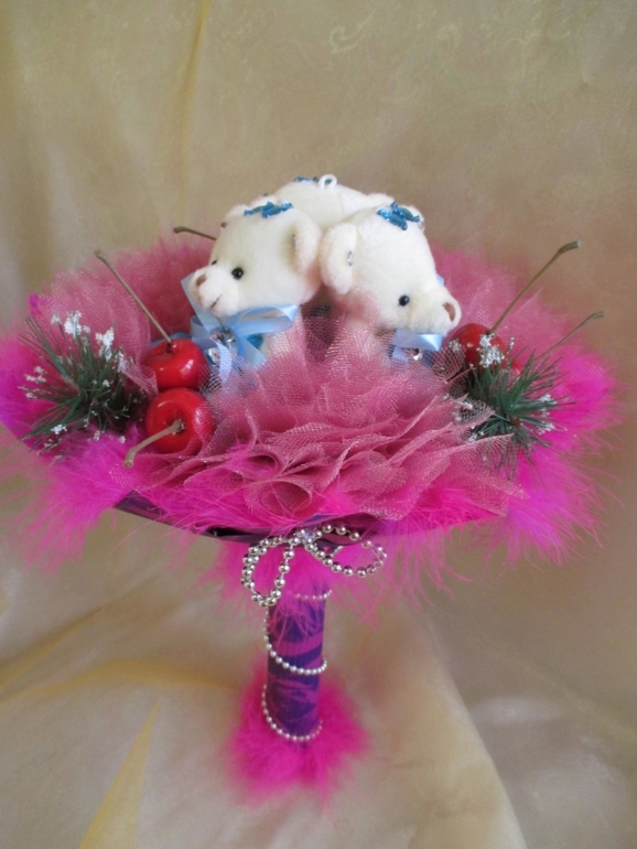 Вырастила первое деревце.