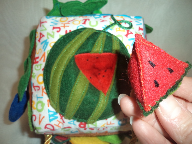 Развивающий кубик