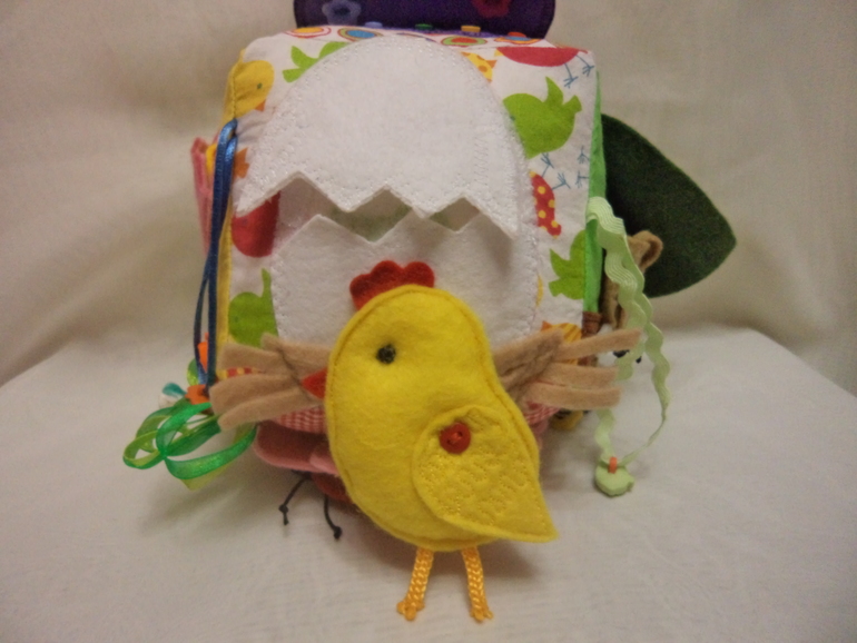 Развивающий кубик "Насекомые-птички и ёжик":)))