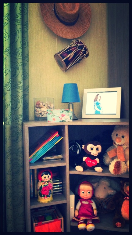 Home, sweet home. 12 марта. В дальнем углу