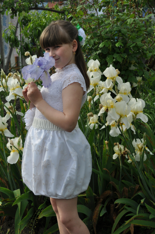 девчонки, девчонки - короткие юбчонки