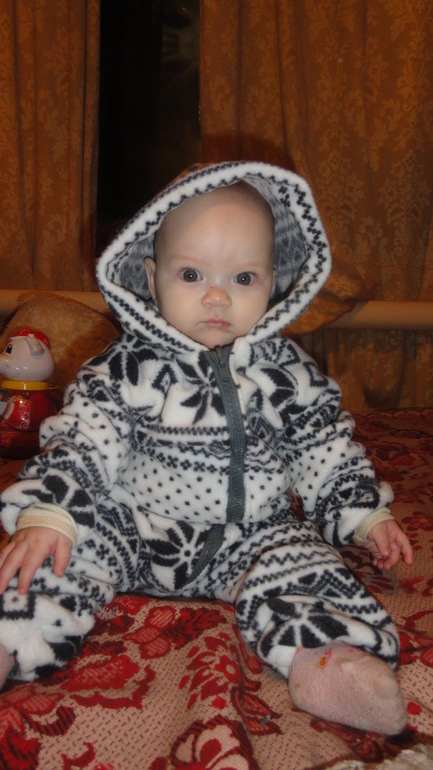 сшила половину фемели лука)))