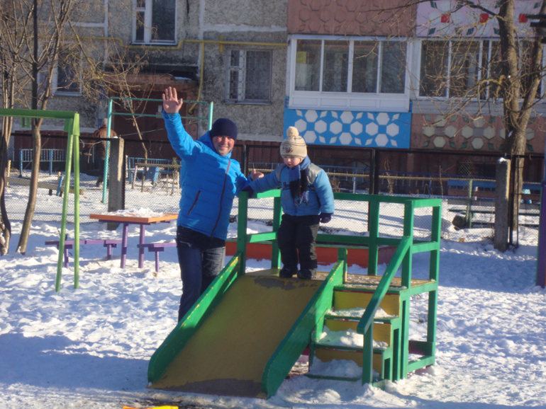 Немного нас :)