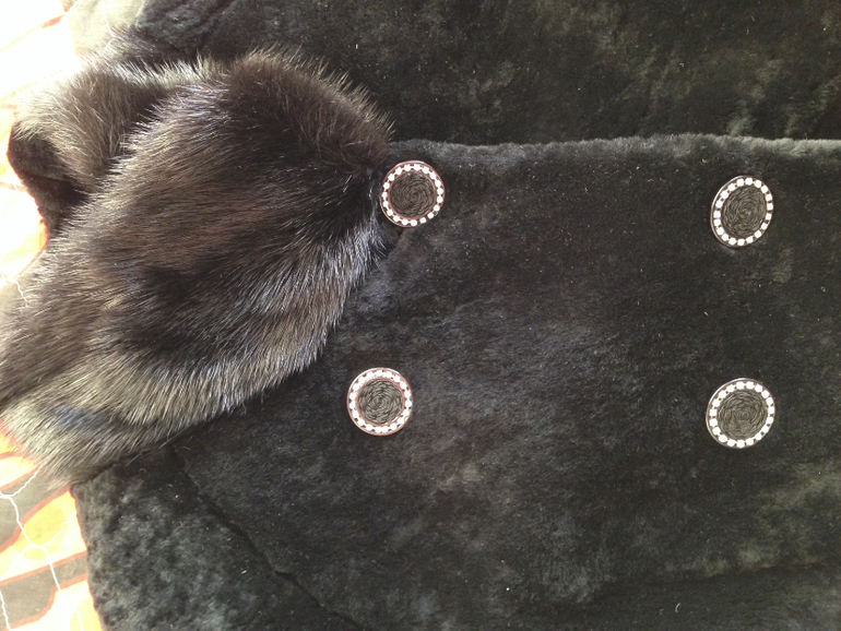 Продам шубку автоледи из мутона