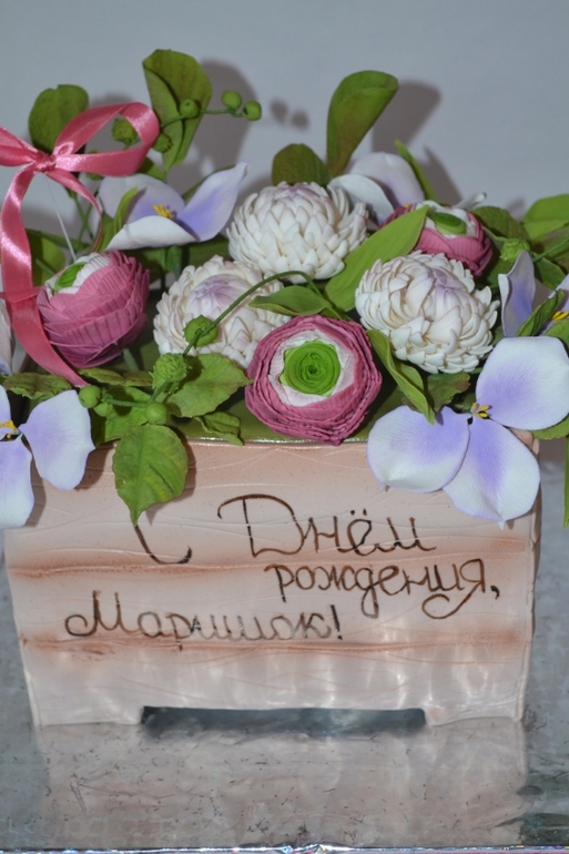 Торт Коробка с цветами