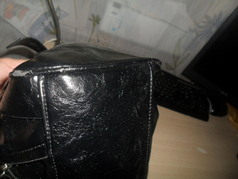 Две модные сумки 250 рэ