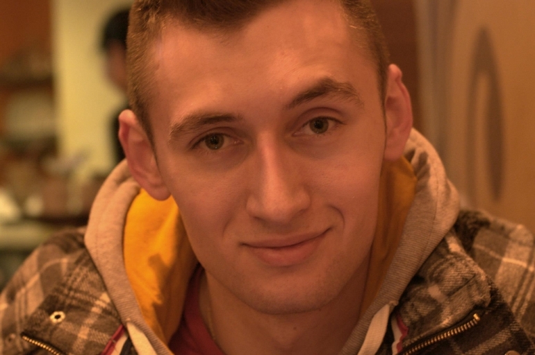 а Это Мой МУж!на Сколько Выглядит оН??