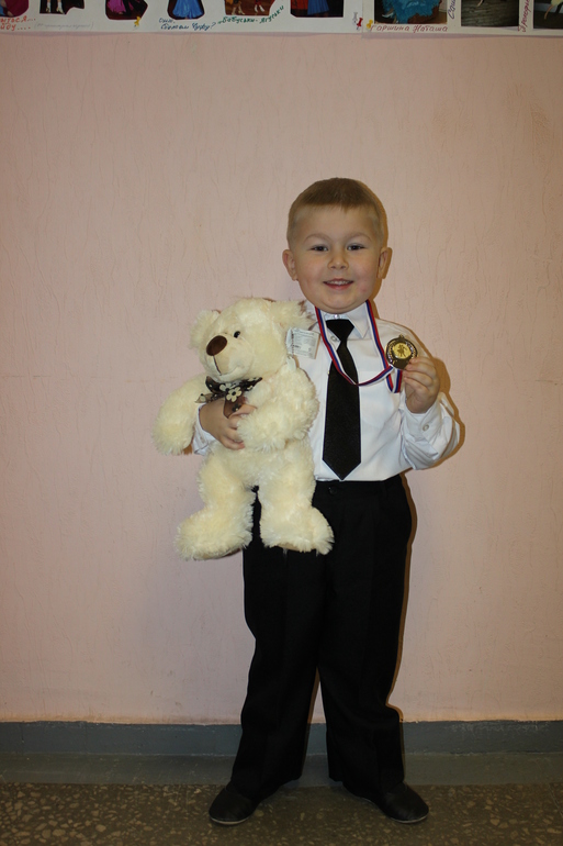 Первый конкурс по танцам!