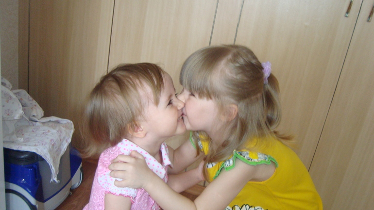 Немного фото моих девочек)