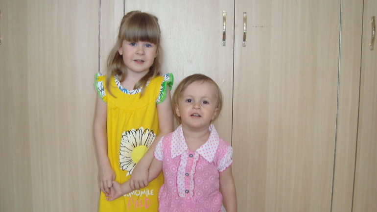 Немного фото моих девочек)