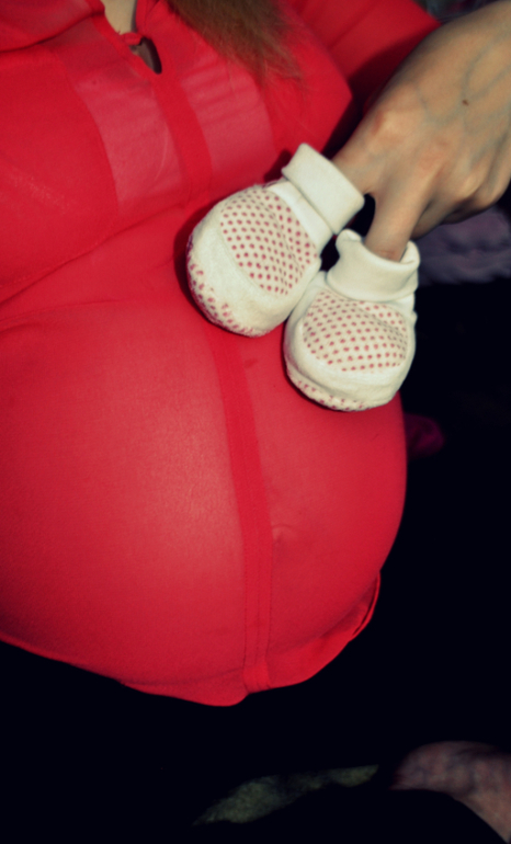 пошла 33 неделя (4 фото)