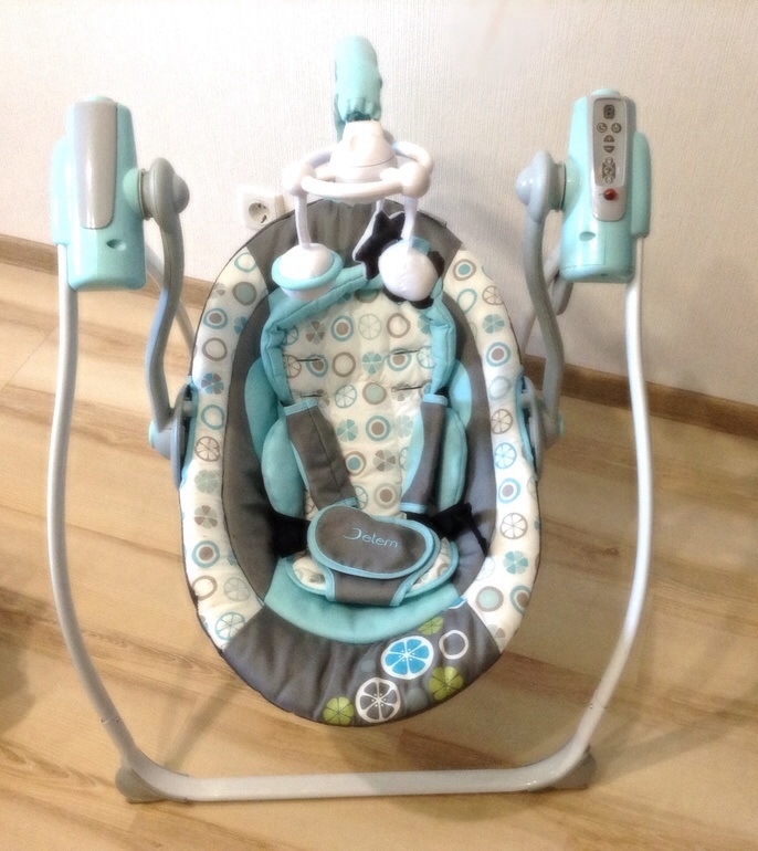 Качели Jetem в отличном состоянии с пультом управления 1500р