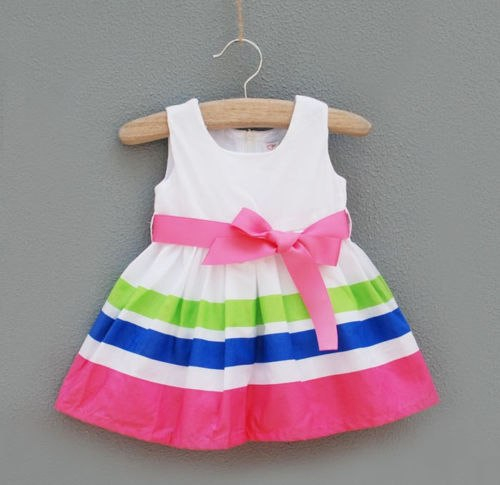 Продам очень красивые платья для малышки, новые, недорого!