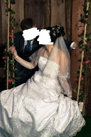 Продам белоснежное свадебное платье