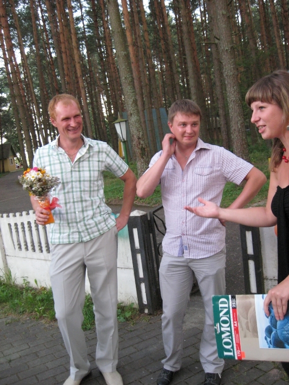 Деревянная годовщина свадьбы!