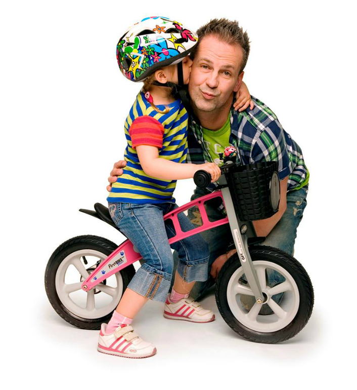 Заезд на беговелах: ого-олимпийцы на старт!