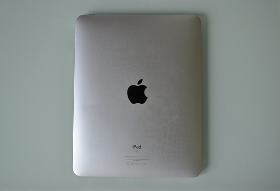 Продам iPad 1 16 Gb Wi-Fi  6000 руб.