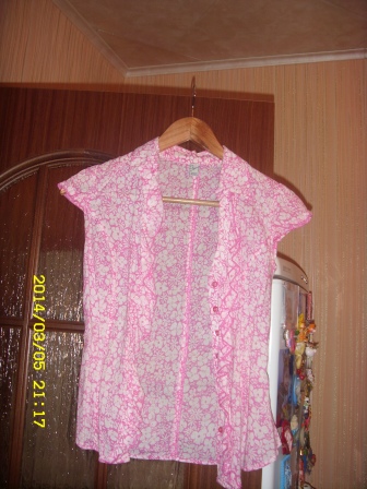 отдам даром женские вещи 40-42 размера